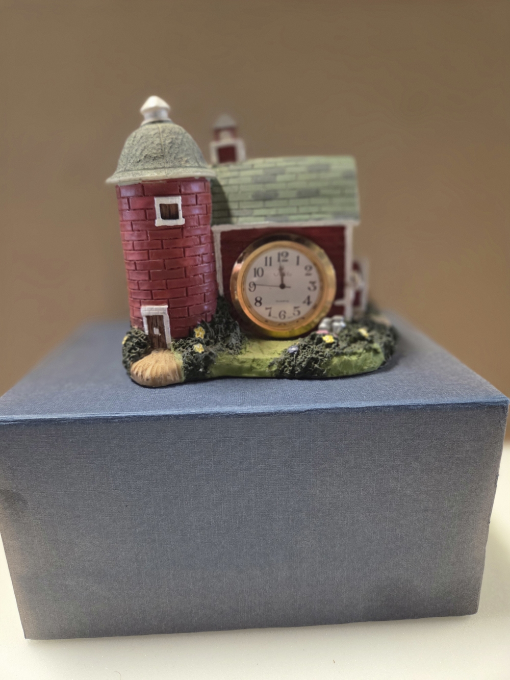 Vintage The Country Timepiece CollecTion Cottage Clock Wall Accent
